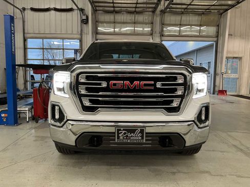 Used 2020 GMC Sierra 1500 SLT w/ SLT Premium Plus Package image 2