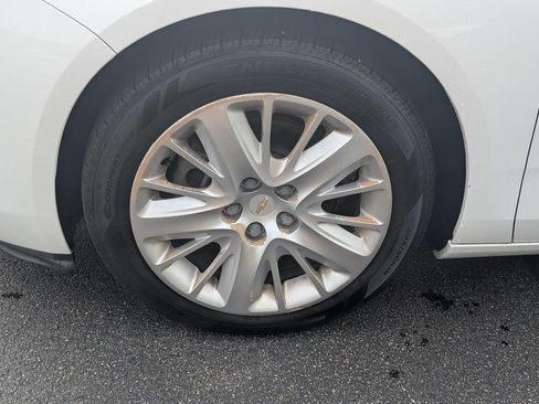 Used 2017 Chevrolet Impala LS w/ Protection Package FWD image 10