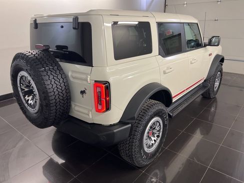 New 2026 Ford Bronco Outer Banks image 6