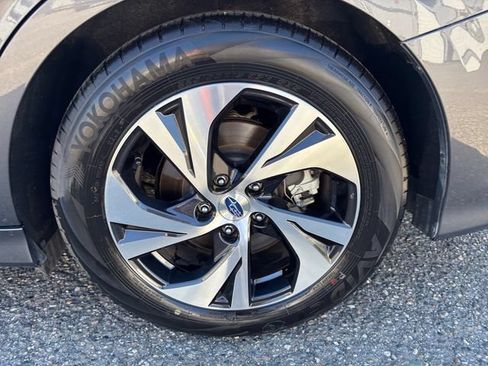 Used 2025 Subaru Legacy Premium AWD/4WD image 26