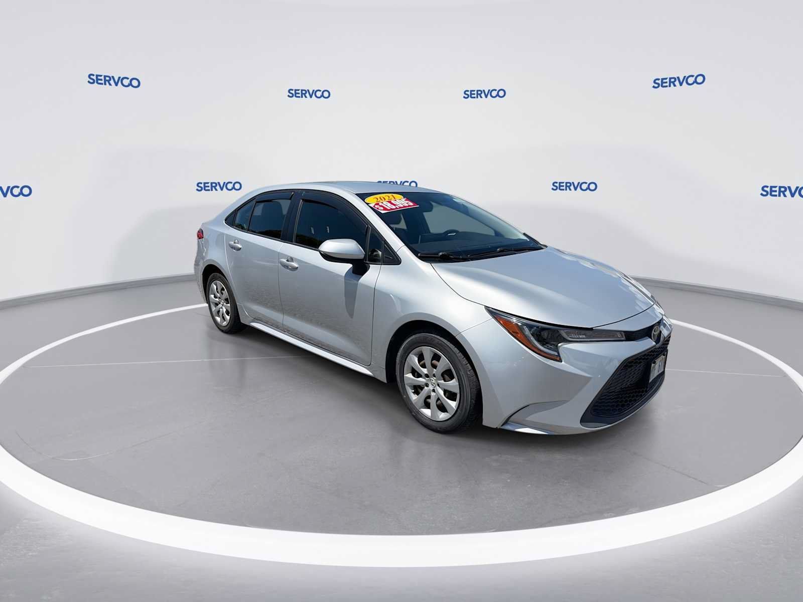 Used 2021 Toyota Corolla LE FWD image 2