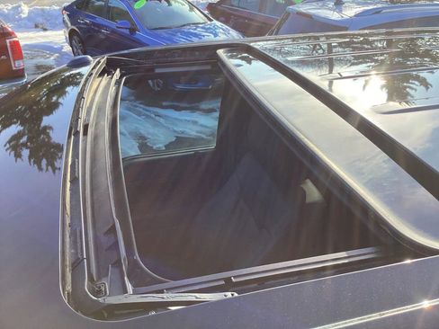 Used 2014 Ford F150 Platinum image 31