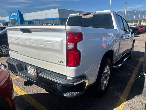 Used 2019 Chevrolet Silverado 1500 LTZ w/ LTZ Premium Package AWD/4WD image 4