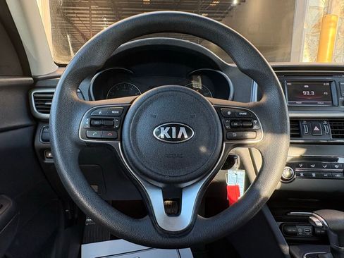 Used 2016 Kia Optima LX image 25