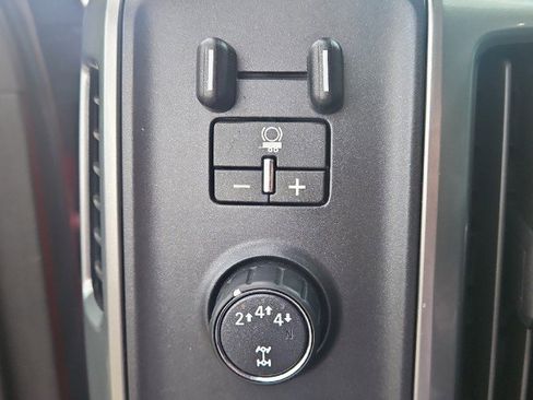 Used 2019 Chevrolet Silverado 2500 LT w/ LT Convenience Package image 16