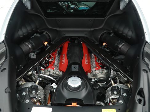 Certified 2022 Ferrari SF90 Stradale image 36