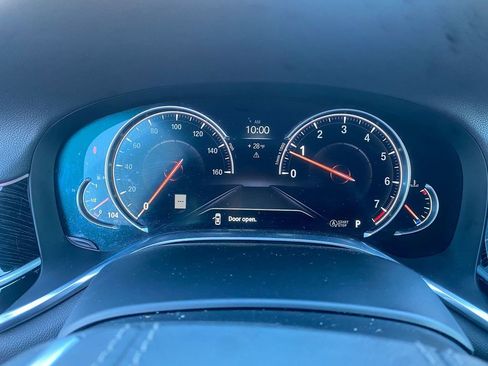 Used 2019 BMW 750i xDrive image 18