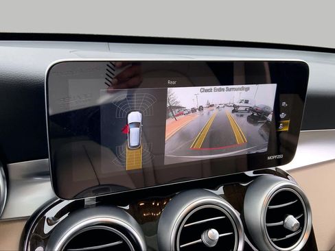 Certified 2021 Mercedes-Benz GLC 300 image 25