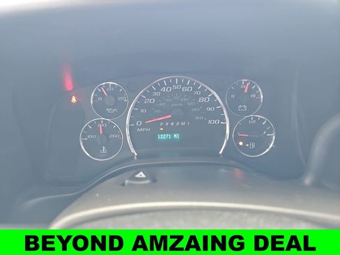 Used 2024 Chevrolet Express 2500 w/ Driver Convenience Package RWD image 18