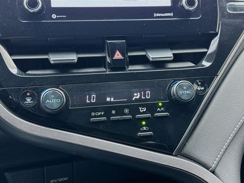 Used 2023 Toyota Camry SE w/ Protection Package (Q2) (TMS) FWD image 12