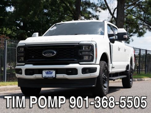 Used 2023 Ford F250 Lariat w/ Lariat Ultimate Package AWD/4WD image 2