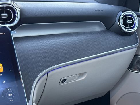 New 2026 Mercedes-Benz GLC 300 GLC 300 image 36