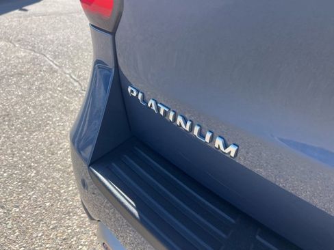 Certified 2022 Ford Expedition Platinum image 28