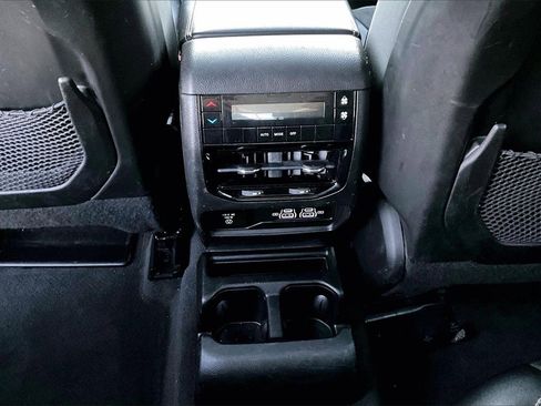 Certified 2022 Jeep Grand Cherokee L Altitude image 16