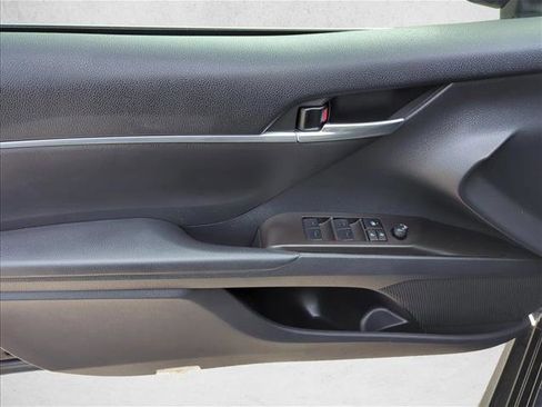 Used 2024 Toyota Camry SE w/ Convenience Package image 10