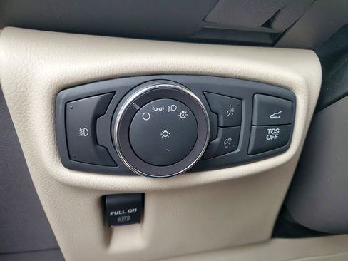 Used 2019 Lincoln Nautilus Reserve image 23