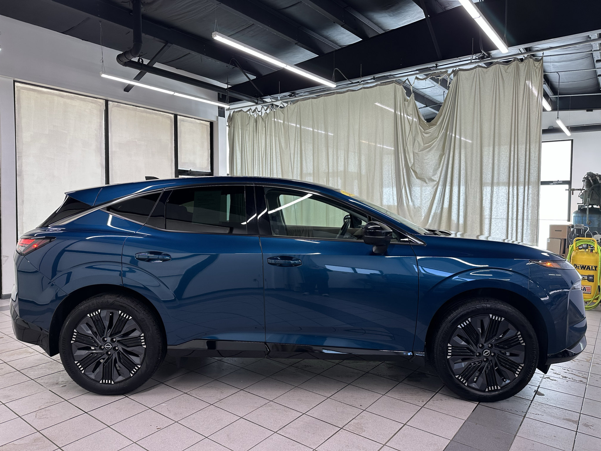 Used 2026 Nissan Murano Platinum w/ Cargo Package AWD/4WD image 3