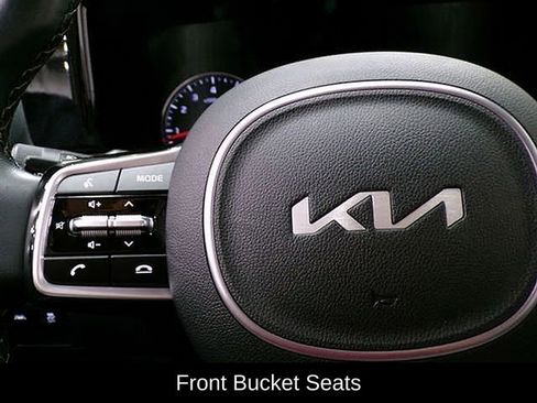 Used 2022 Kia Sorento S image 25