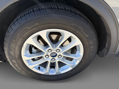 Used 2022 Ford Escape SE FWD image 9