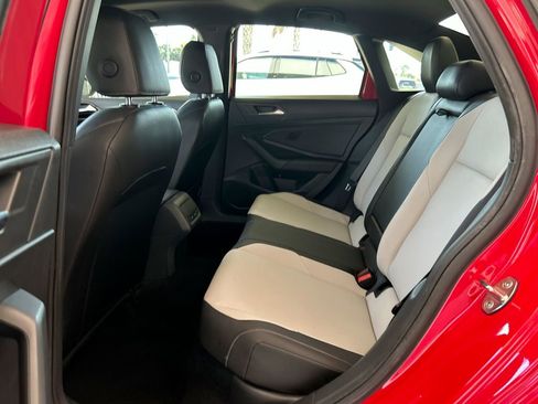 Certified 2021 Volkswagen Jetta R-Line FWD image 33