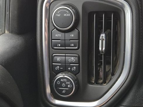 Used 2020 Chevrolet Silverado 2500 LTZ image 18