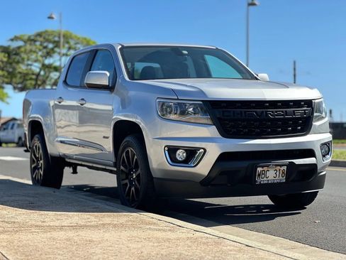 Used 2020 Chevrolet Colorado LT w/ Colorado RST Special Edition image 6