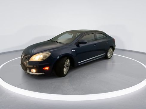 Used 2011 Suzuki Kizashi Sport SLS FWD image 2