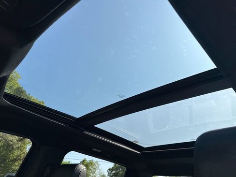 Used 2022 Ford F150 Lariat AWD/4WD image 32