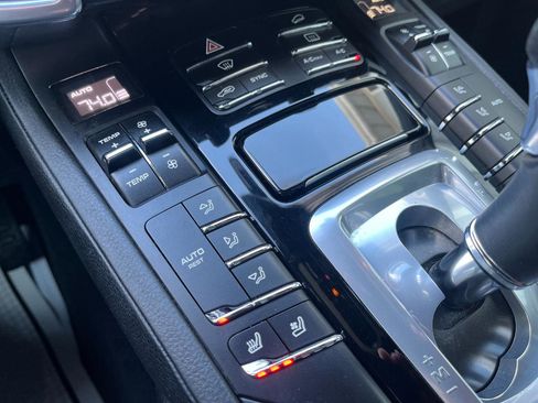 Used 2015 Porsche Cayenne Diesel image 32