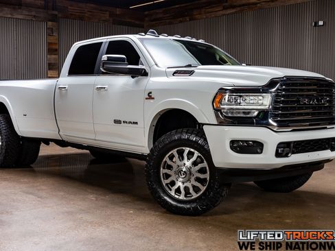 Used 2022 RAM 3500 Limited image 1