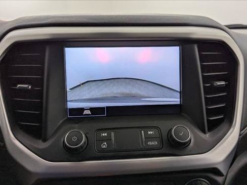 Used 2022 GMC Acadia SLE w/ Driver Convenience Package FWD image 28