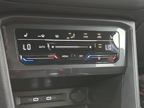 Used 2022 Volkswagen Tiguan SEL R-Line AWD/4WD image 24