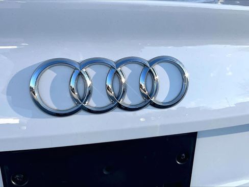 Used 2018 Audi A4 2.0T Premium image 30