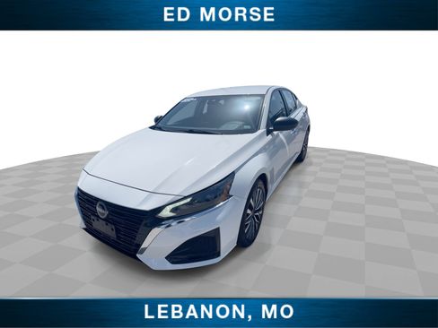 Used 2025 Nissan Altima 2.5 SV FWD image 4
