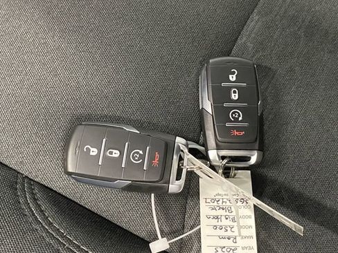 New 2025 RAM 2500 Big Horn image 32