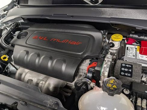 Used 2022 Jeep Compass Latitude w/ Sun and Sound Group AWD/4WD image 29