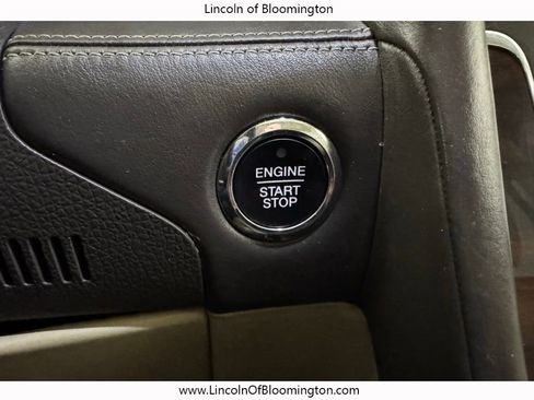 Used 2016 Lincoln Navigator L Reserve image 54