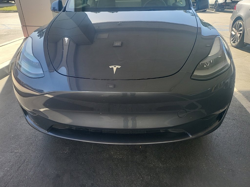 Used 2023 Tesla Model Y Long Range AWD/4WD image 4