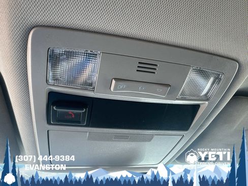 Used 2020 Toyota Tacoma SR AWD/4WD image 29