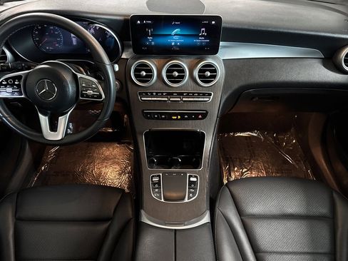 Used 2022 Mercedes-Benz GLC 300 image 13