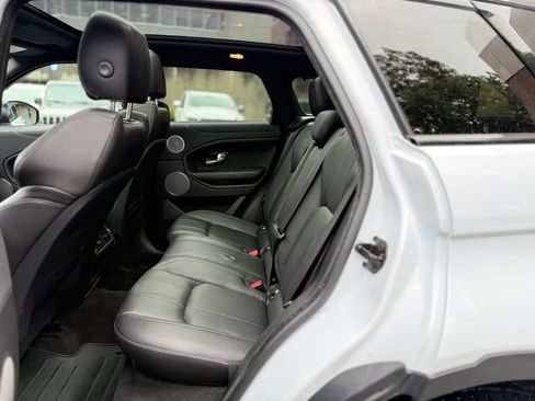 Used 2018 Land Rover Range Rover Evoque Landmark Edition AWD/4WD image 17