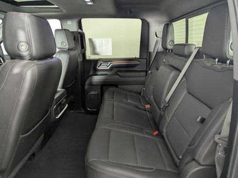 Used 2024 GMC Sierra 3500 Denali w/ Denali Reserve Package image 16