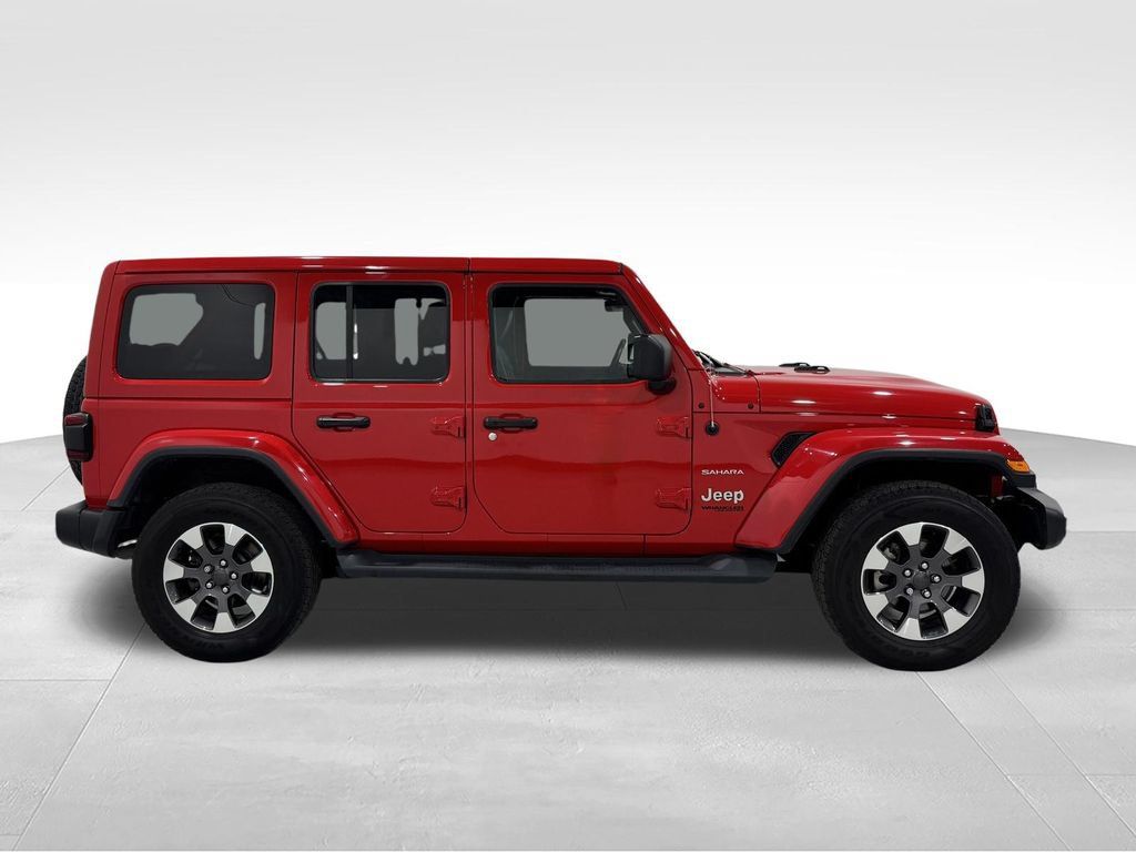 Used 2021 Jeep Wrangler Unlimited Sahara w/ Uconnect 4C Nav & Sound Group AWD/4WD image 19