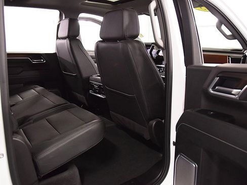 Used 2025 GMC Sierra 2500 Denali w/ Denali Reserve Package image 34