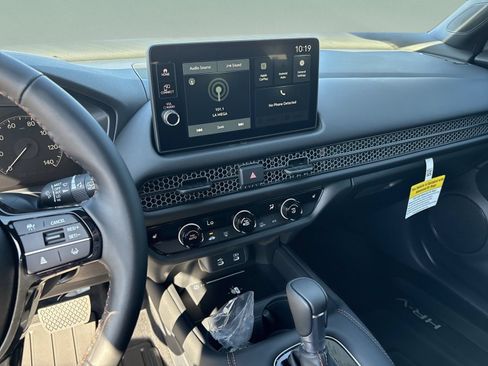 Certified 2026 Honda HR-V Sport image 12