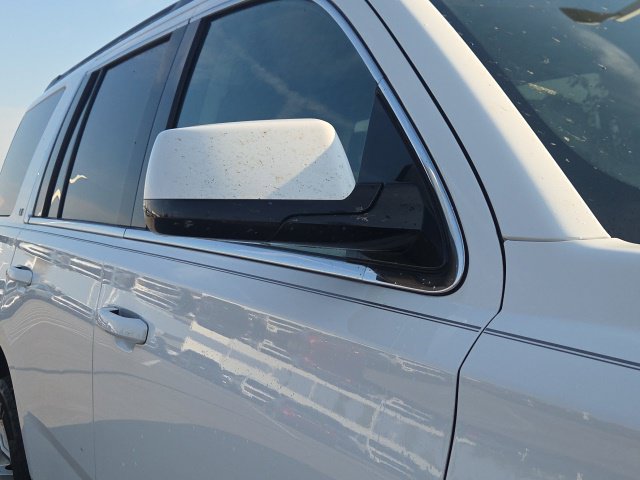Used 2015 Chevrolet Tahoe LT w/ Luxury Package AWD/4WD image 5