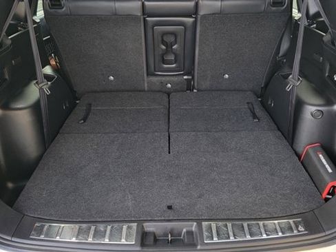 Used 2022 Mitsubishi Outlander SEL image 48
