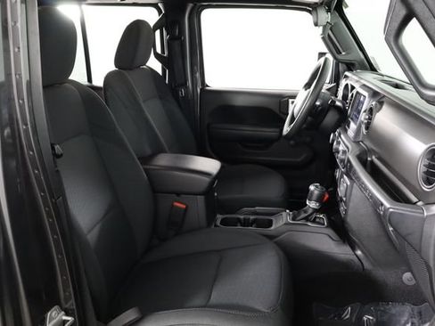 Used 2022 Jeep Wrangler Unlimited Sport AWD/4WD image 18