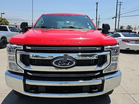 Used 2021 Ford F250 XLT AWD/4WD image 2