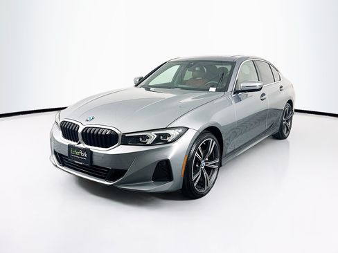Used 2024 BMW 330i Sedan w/ Convenience Package RWD image 3